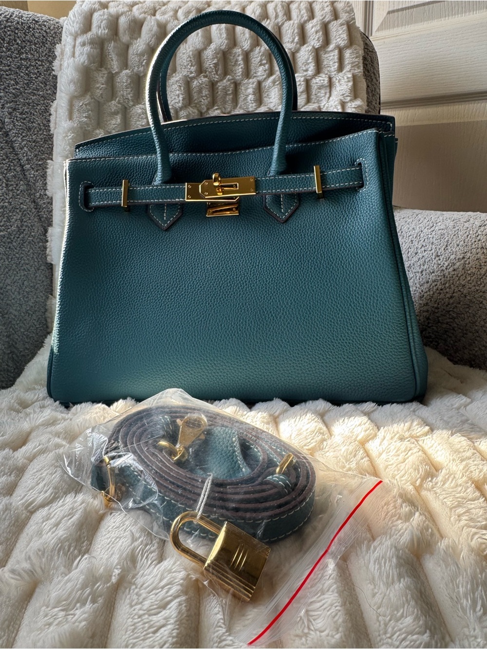 30 cm Elegant Teal Leather Top-Handle Bag - Picture 2 of 8